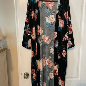 Floral Velvet Kimono with Black and Pink Accents